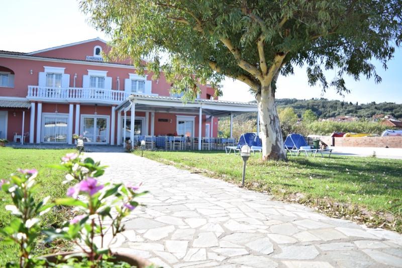 Christina Hotel Petriti Corfu  Esterno foto